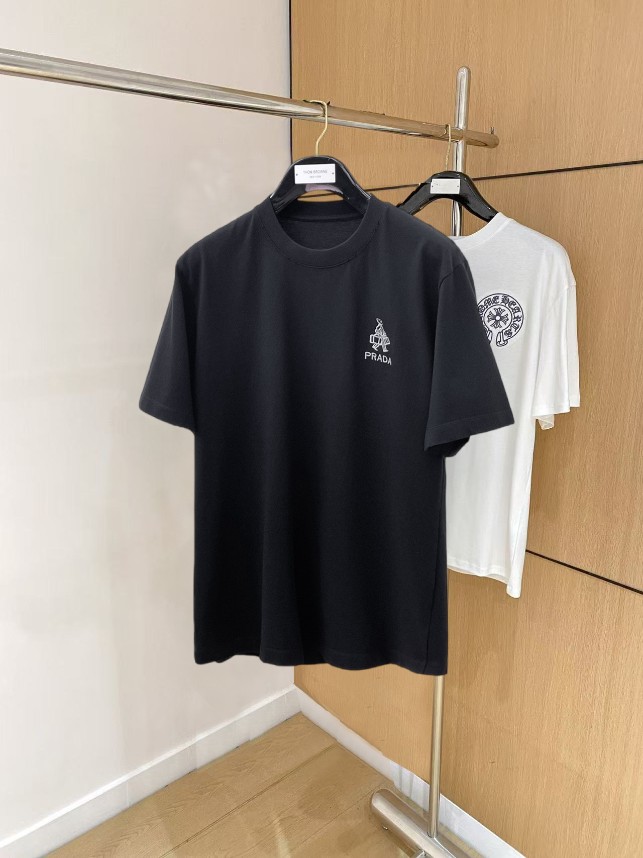 short sleeves